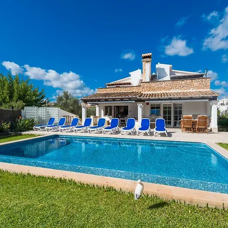Mari Pilli Villa Portocolom (Mallorca)